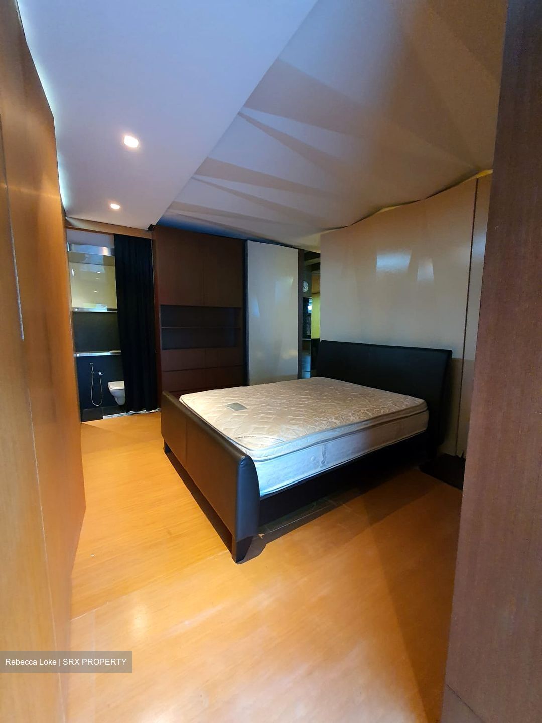 Nineteen Shelford Road (D11), Condominium #585551471